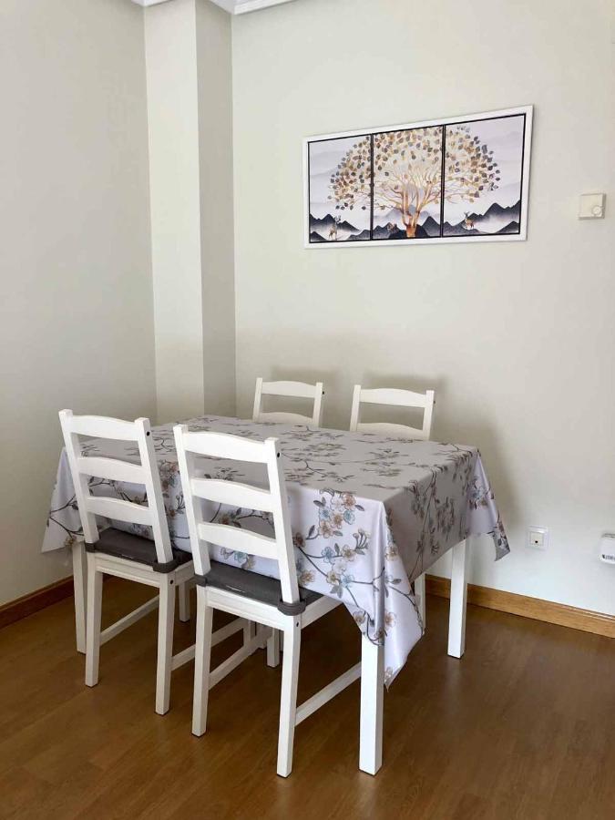 Apartamentos Schultz Хихон Екстериор снимка